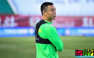 国足 补招 国安 左边后卫 李磊，其已抵达韩国并且参与合练