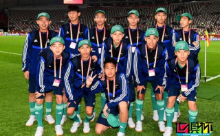 2019世俱杯期间大连青少年享受激动人心的万达FIFA旗手体验