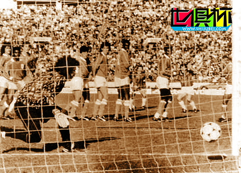 1989年意大利AC米兰1比 0小胜哥伦比亚麦德林民族竞技-第4张图片-世俱杯