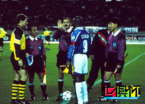 1997年11月28日多特蒙德队2:0击败了巴西克鲁塞罗队-第1张图片-世俱杯
