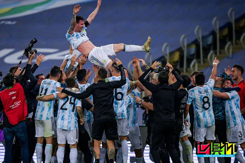 阿根廷1比0战胜巴西第15次赢得美洲杯，梅西第一次夺美洲杯冠军-第1张图片-世俱杯
