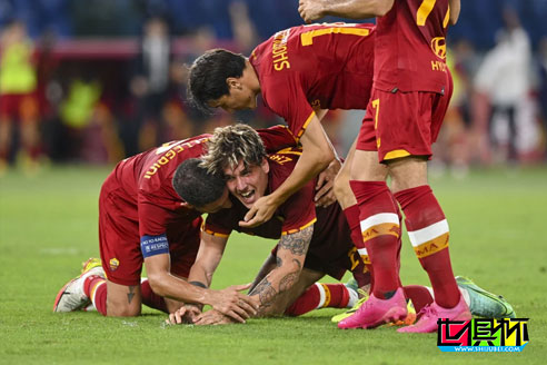 罗马3-0完胜特拉布宗体育晋级正赛，22岁扎尼奥洛传射建功