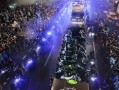 阿根廷国家队回国：球员拒绝官方庆祝，球迷夹道追车欢迎